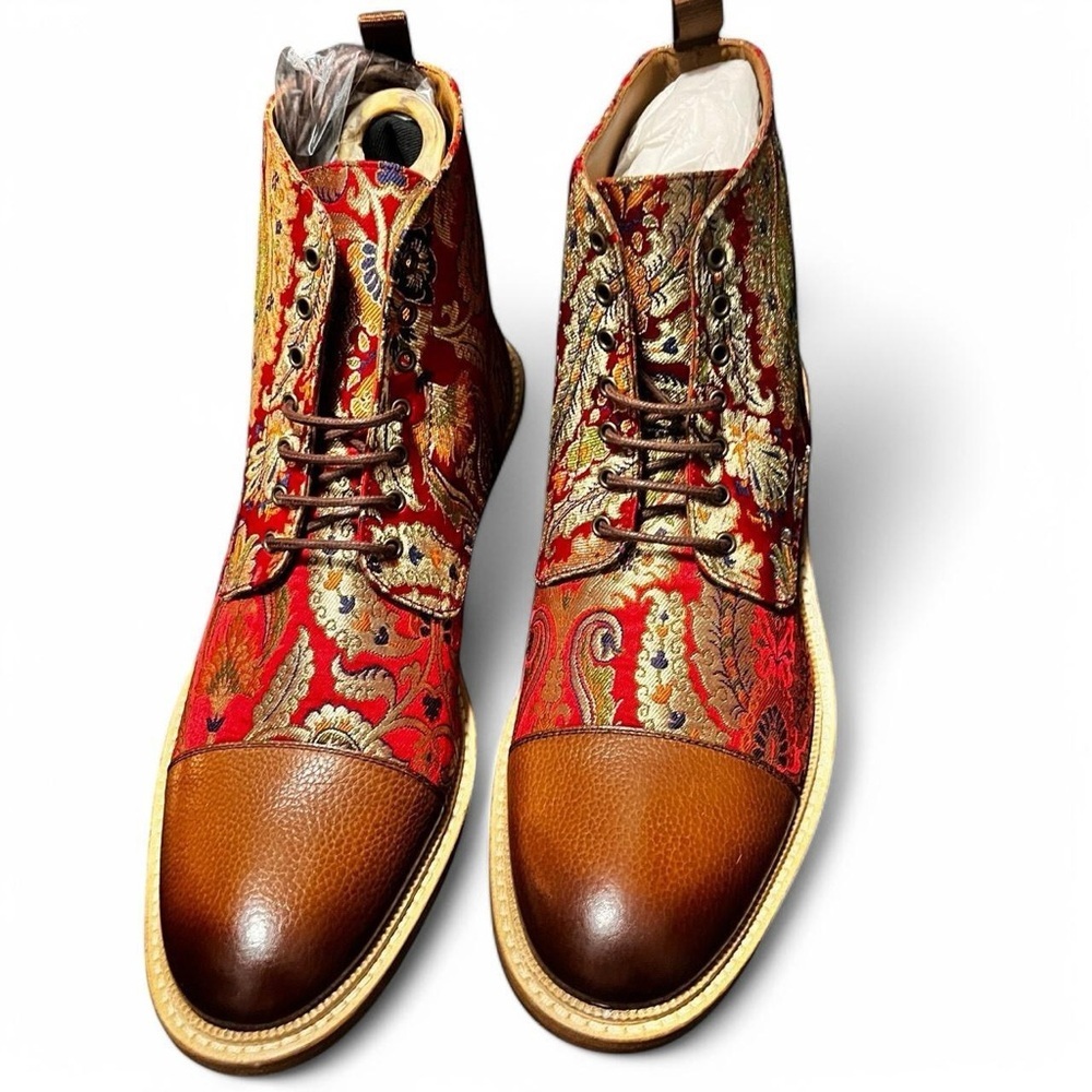 TAFT / NWOT The Jack Boot in Red Paisley / Size 10 - Picture 6 of 7